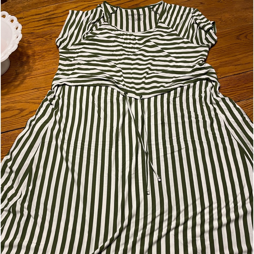 Latched Mama Nursing/Maternity dress